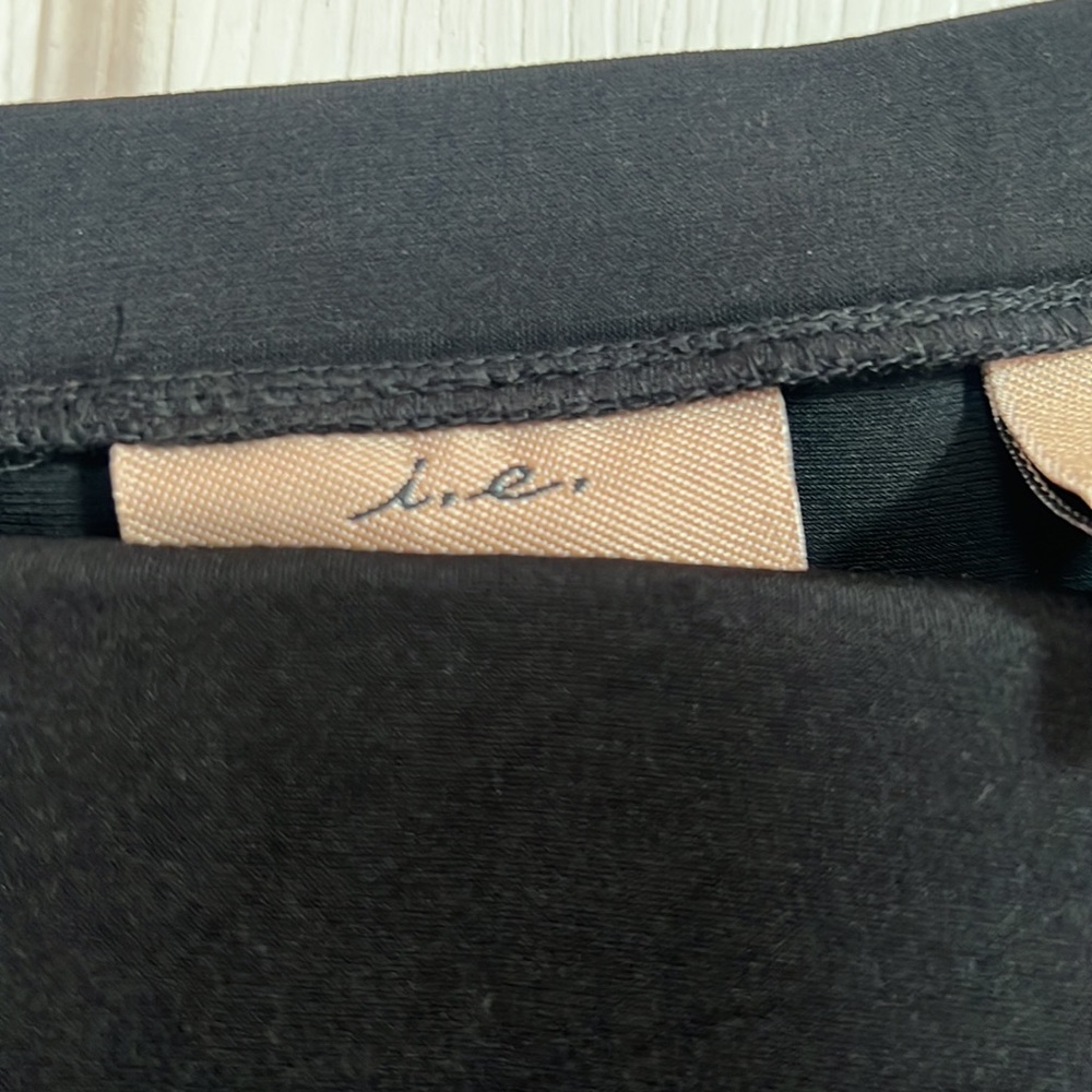 i.e Brand Womens Skirt Size XL Black Knee High Wrinkle Free, Soft Fabric… - Picture 6 of 10